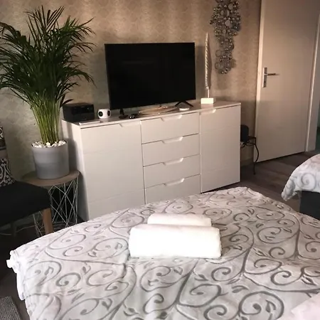 Haven * Dusseldorf